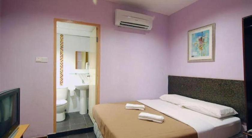 Aristo Hotel @ Putatan Kota Kinabalu Bagian luar foto