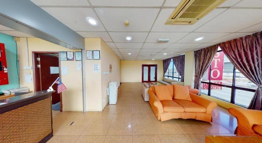 Aristo Hotel @ Putatan Kota Kinabalu Bagian luar foto