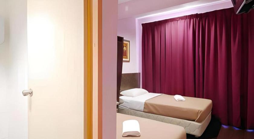 Aristo Hotel @ Putatan Kota Kinabalu Bagian luar foto
